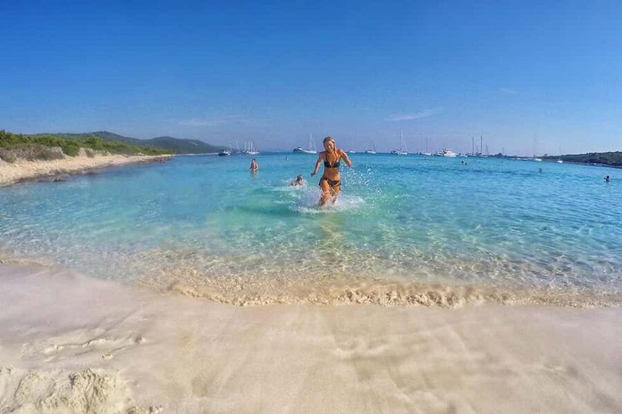 Zadar: Dugi Otok Island Discovery Day Trip with Snorkeling - Sakarun Beach, the easygoing water stop