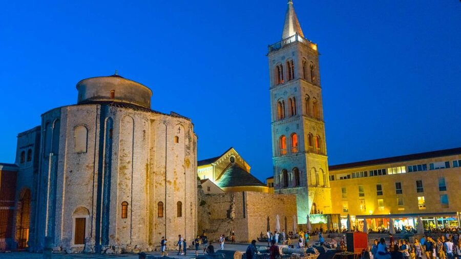 Zadar: Evening Walking Tour of the Old Town - Starting at Five Wells Square