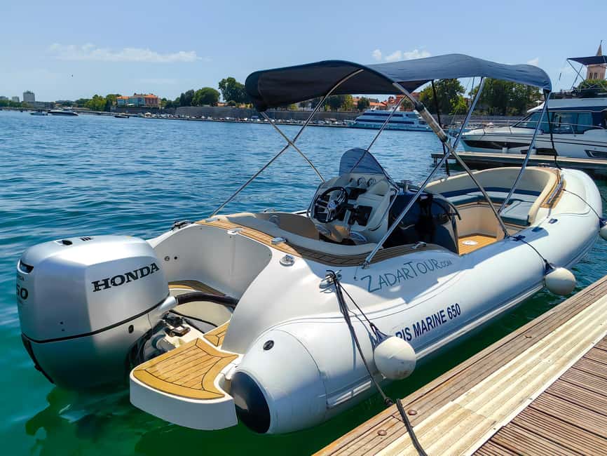 Zadar: Guided Tour to Ugljan, Osljak, & Galevac by Speedboat - The first ride across the water