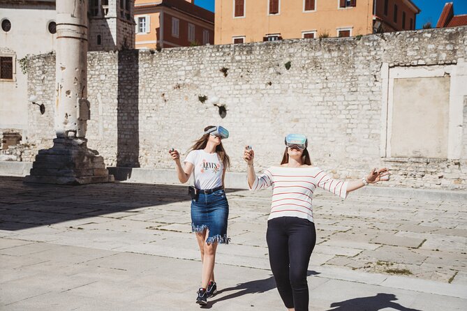 Zadar Guided Tour with Virtual Reality Experience - Five Wells, Roman gates, and Venetian defenses