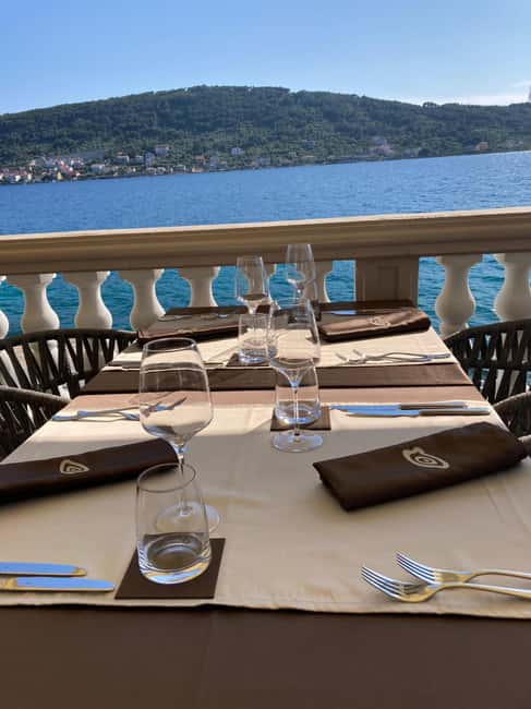 Zadar: Half-Day Island-Hopping and Lagoons Cruise with Fruit - Školjc and a glimpse of island life
