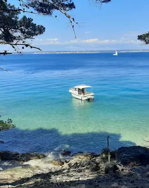 Zadar: Half-Day Island-Hopping and Lagoons Cruise with Fruit - The ride from Zadar to Rivanj