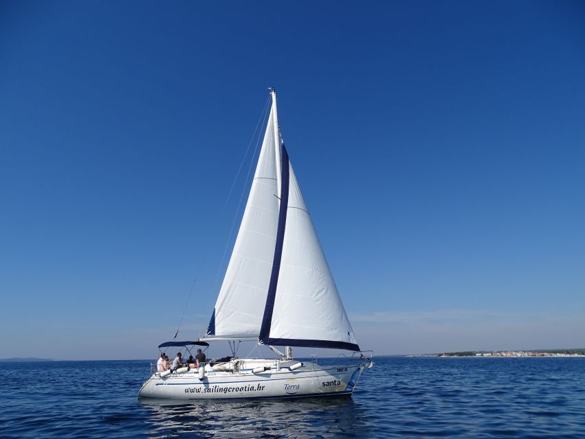 Zadar Half Day Sailing Trip - The long return sail through the islands