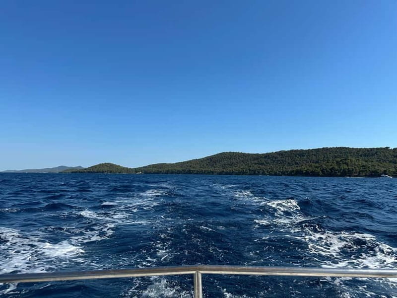 Zadar: Half-day trip wooden boat with drinks - ALL INCLUSIVE - Ošljak: a quieter island pause
