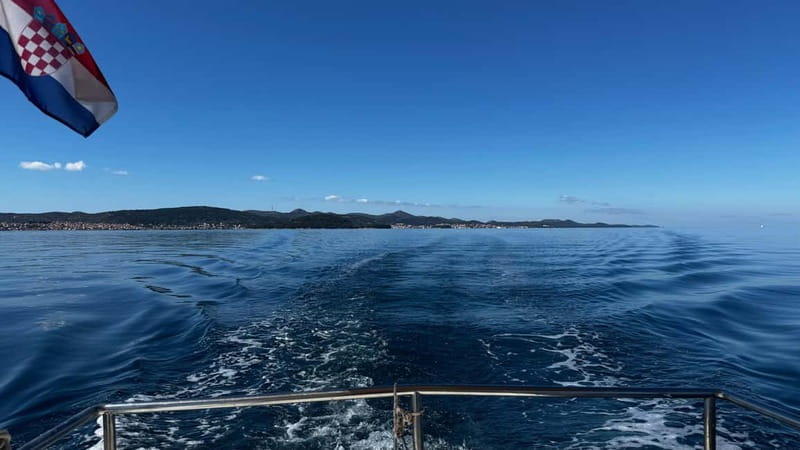 Zadar: Half-day trip wooden boat with drinks - ALL INCLUSIVE - Meeting the boat at Obala kneza Branimira 27