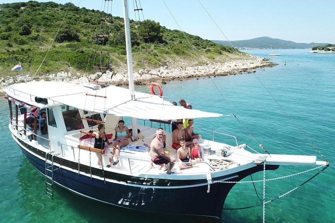 Zadar: Kornati and Telašćica Nature Park with lunch & drinks - Telašćica Nature Park and Lake Mir