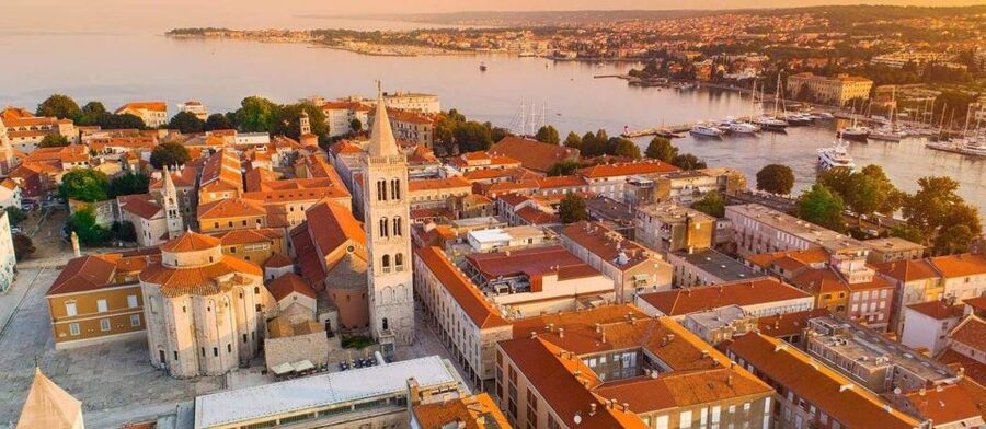 Zadar: Old Town Highlights Guided Walking Tour - Captain Tower and Five Wells Square