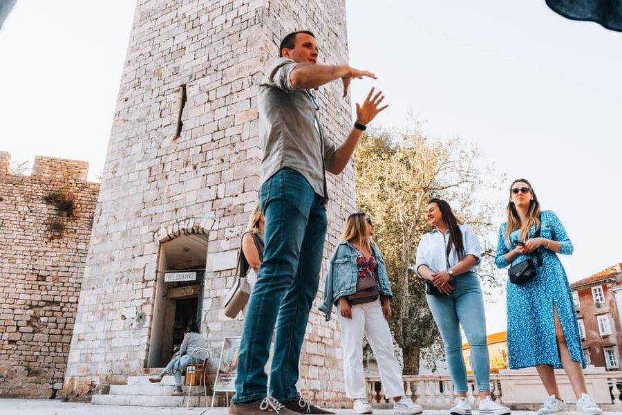 Zadar: Old Town Walking Tour - Walking through 2,000 years of Zadar