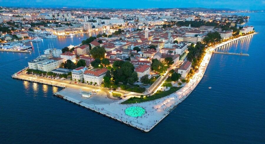 Zadar: Private Walking Tour Through 3,000 Years of History - Walking Kalelarga, Zadar’s main street