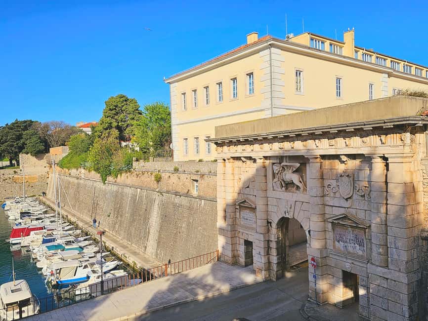 Zadar: Private walking tour through history and modern time - A private guide who keeps the pace personal