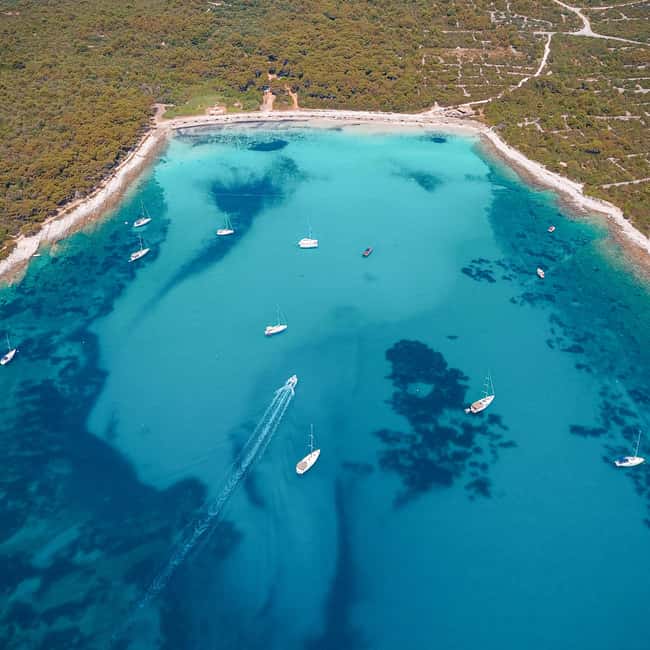 Zadar: Saharun Beach and Dugi Island Boat Tour with Lunch - St. Michaele and the snorkeling stop