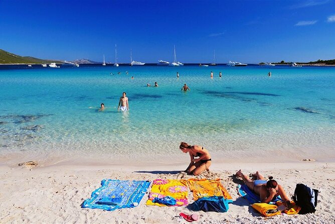 Zadar: Sakarun - Dugi otok Luxury Speedboat Tour with Lunch - Lunch in Božava, with three menu choices