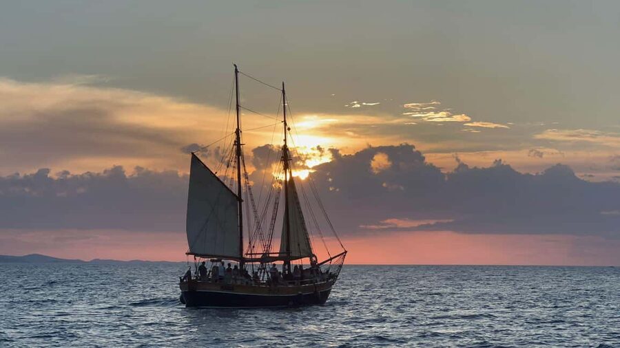 Zadar: Sunset Cruise on Traditional Boat with Wine - Meeting Branimir at the little lighthouse