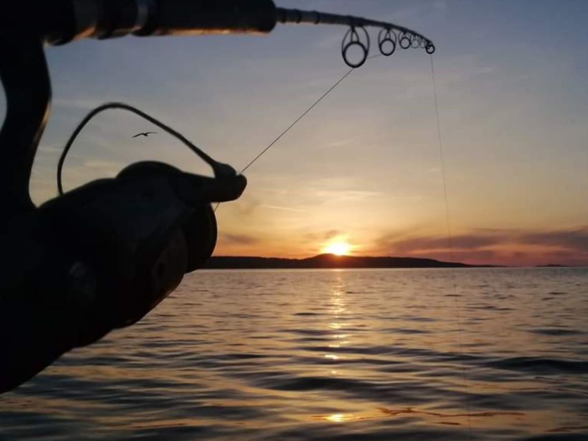 Zadar: Sunset Fishing Half-Day Guided Boat Trip - Local food makes this more than a fishing lesson