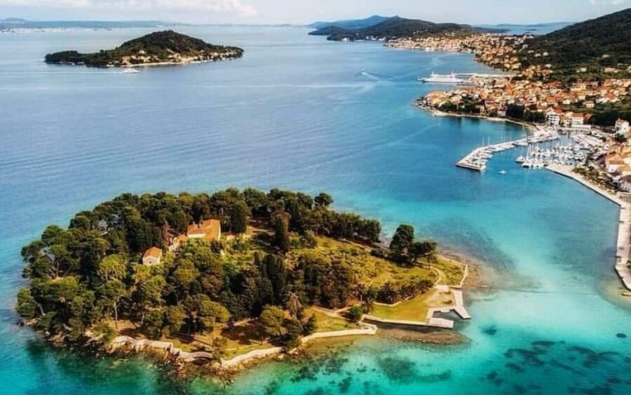 Zadar: Three Islands Private Boat Tour - Ošljak and its quiet coves