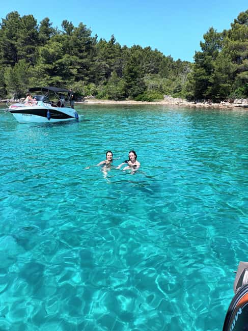 Zadar:Ugljan, Frnaža,Galevac &Ošljak free beer & anchovies - Who should book this boat trip?