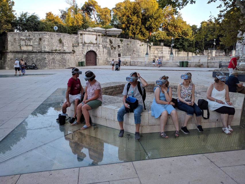 Zadar: Virtual Reality Guided History Walking Tour - The headset, image quality, and comfort
