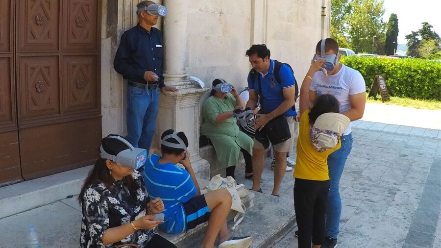 Zadar: Virtual Reality Guided History Walking Tour - Looking at Zadar after World War II