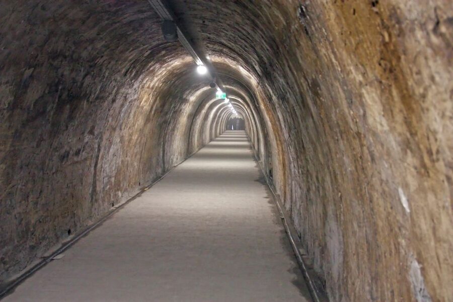 Zagreb: Communism and Croatian Homeland War Tour - The basement shelter and the air raids on Zagreb