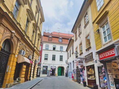 Explore with an Art Historian – Private Walking Tour