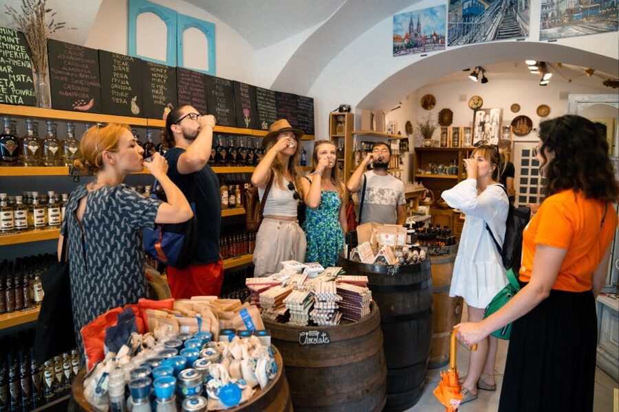 Zagreb: Food Tour with Tastings - Key things to know before booking