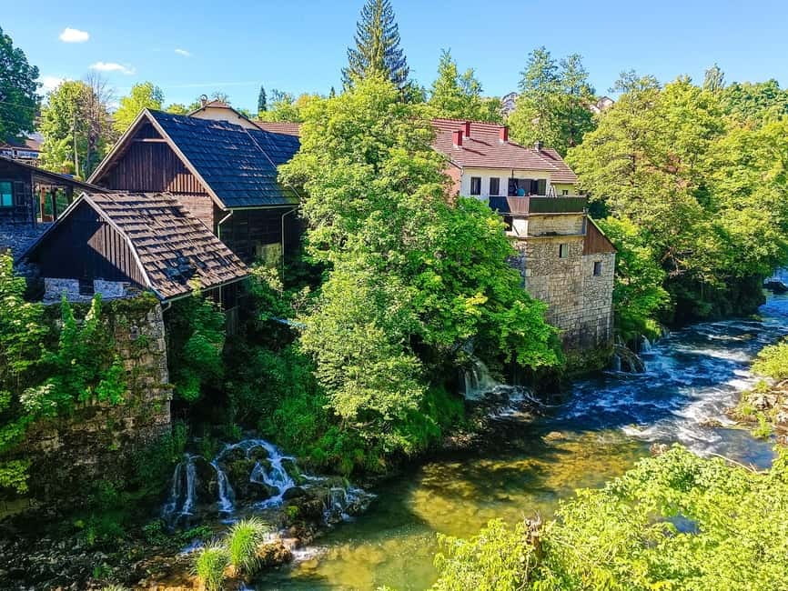 Zagreb: Plitvice with Ticket & Rastoke Tour for Max 8 people - Food, timing, and what to pack