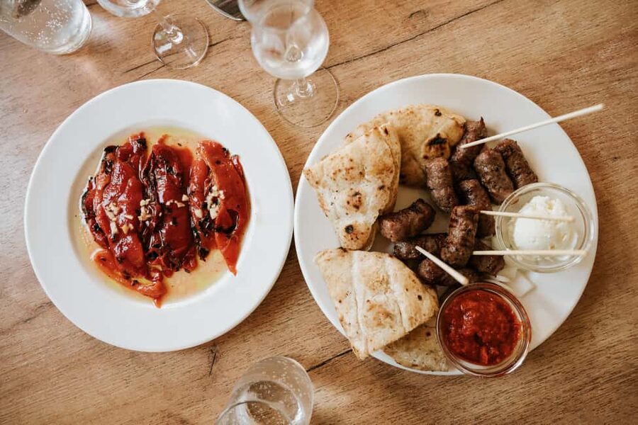 Zagreb: Restaurants, Food & Old Town Walking Tour - Key points at a glance