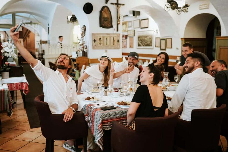 Zagreb: Restaurants, Food & Old Town Walking Tour - What the guides add to the meal