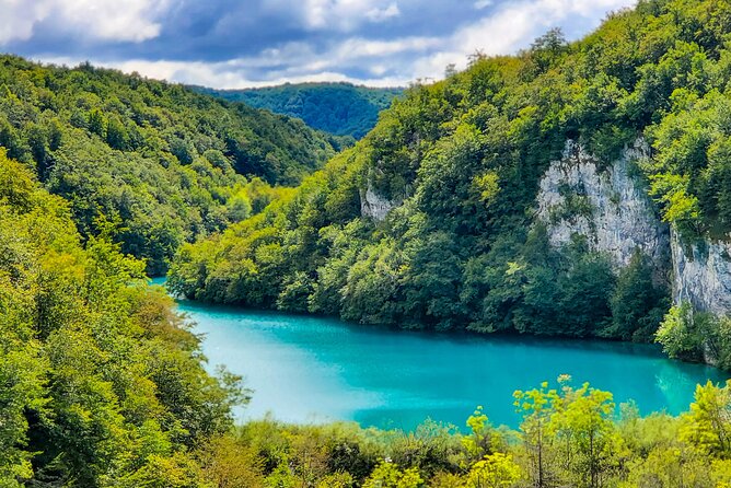 Zagreb to Split via Plitvice Lakes private transfer or vice versa - The ride in a private Mercedes van