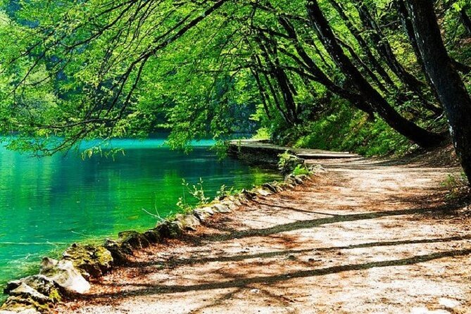 Zagreb to the PLITVICE MAGIC LAKES - 3+1 free or 6+1 free - Who will enjoy this tour most