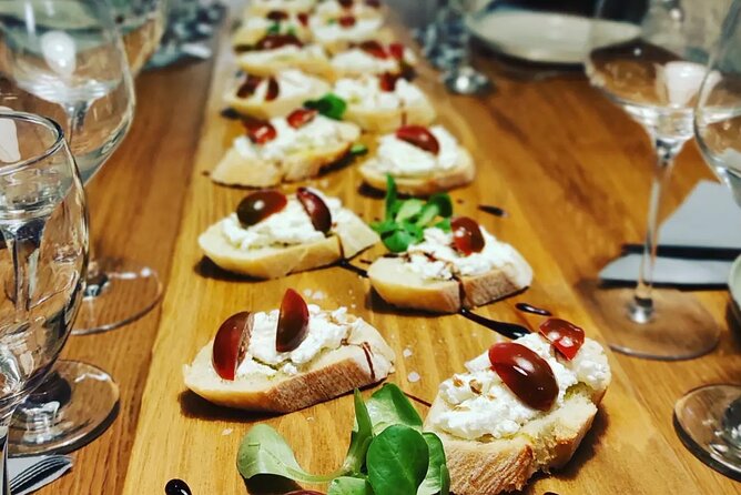 Zinfandel Wine Tasting & Storytelling with Dalmatian Food - Planning the meeting point at 7 p.m.