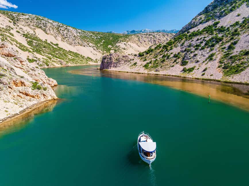 Zrmanja river & 3 Croatian seas boat tour - Sailing toward the Karin Sea